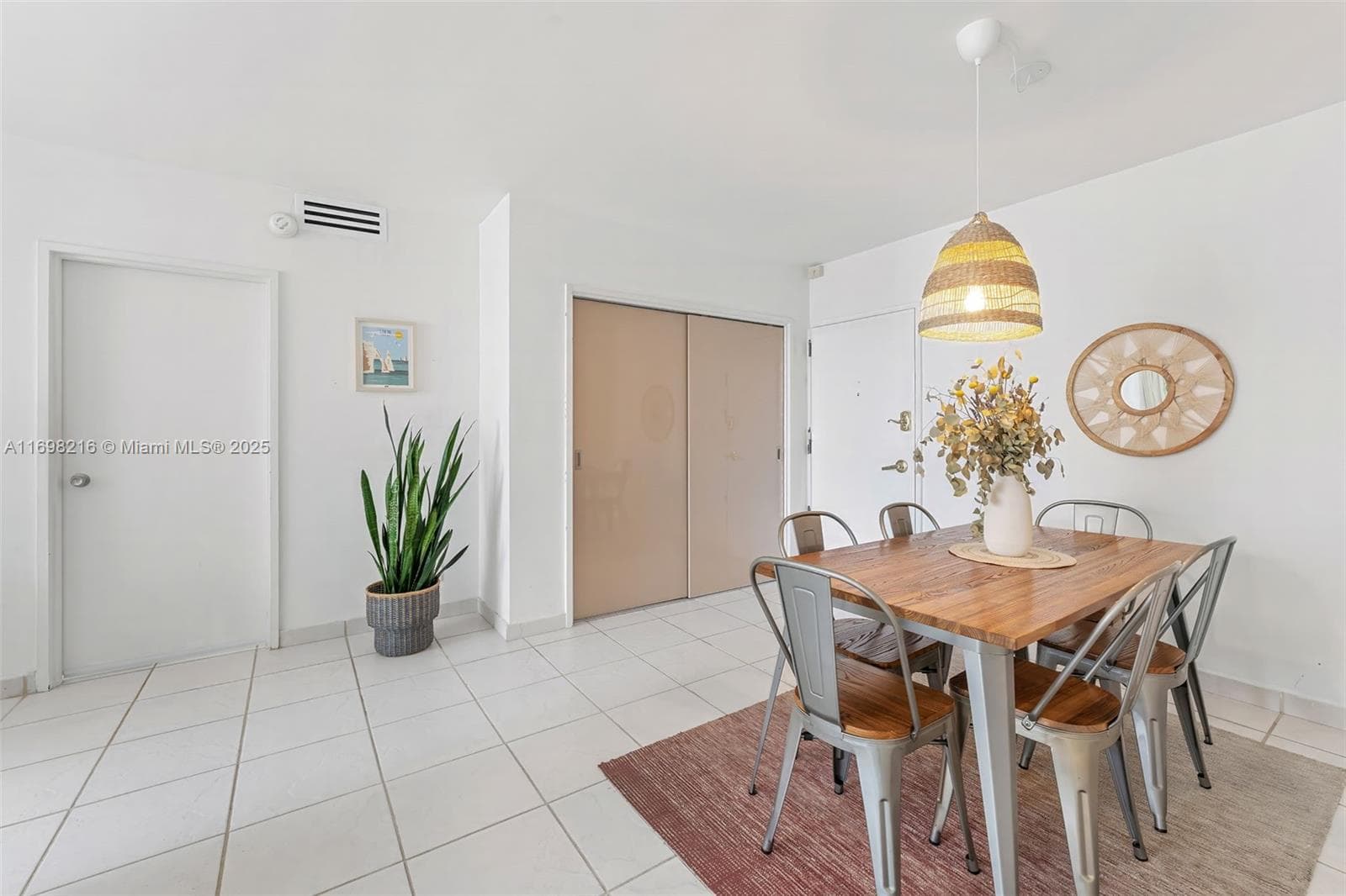 5700 Collins Ave # 5B, Miami Beach FL 33140 — 7