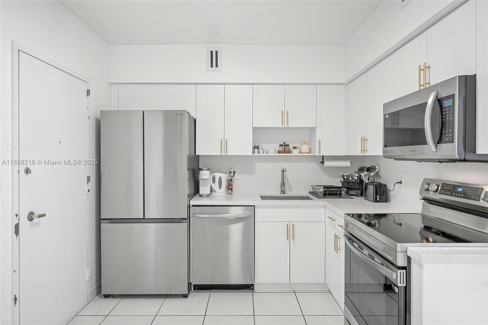 5700 Collins Ave # 5B, Miami Beach FL 33140 — 10