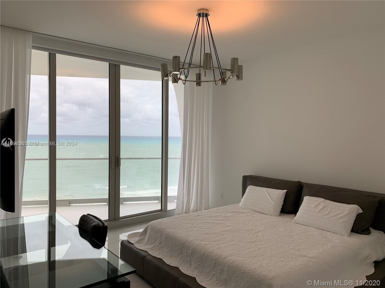 16901 Collins Ave # 1402, Sunny Isles Beach FL 33160 — 17