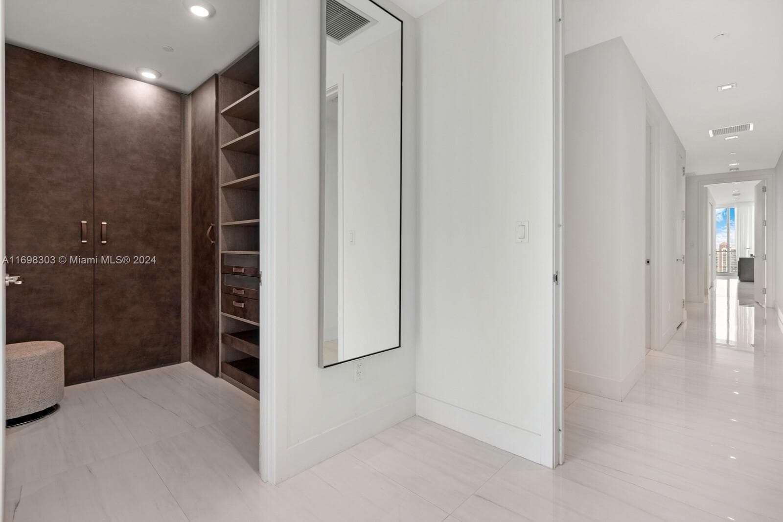16901 Collins Ave # 1402, Sunny Isles Beach FL 33160 — 30