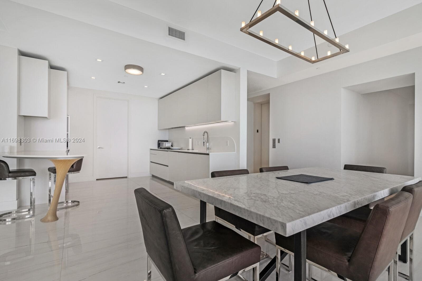 16901 Collins Ave # 1402, Sunny Isles Beach FL 33160 — 25