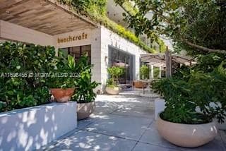 102 24th St # 1421, Miami Beach FL 33139 — 12