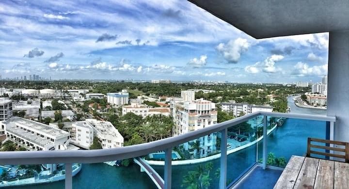 102 24th St # 1421, Miami Beach FL 33139 — 37