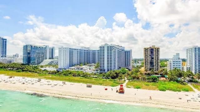 102 24th St # 1021, Miami Beach FL 33139 — 7