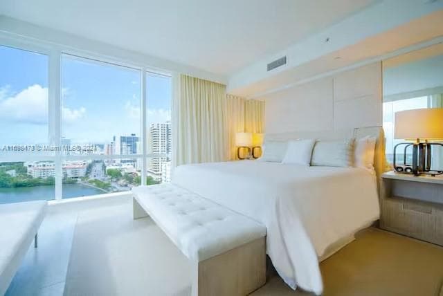 102 24th St # 1021, Miami Beach FL 33139 — 1