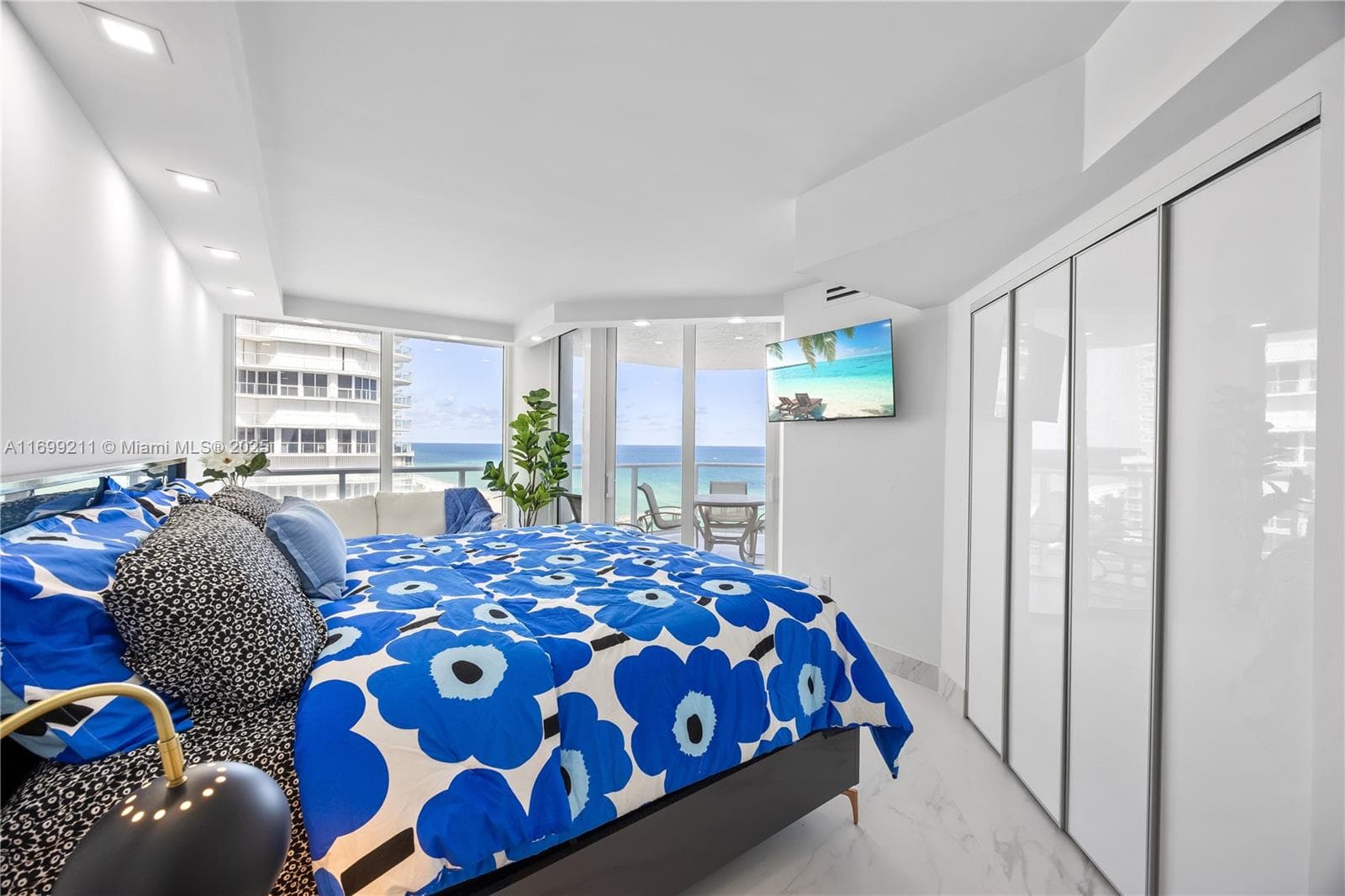 16445 Collins Ave # 1126, Sunny Isles Beach FL 33160 — 18