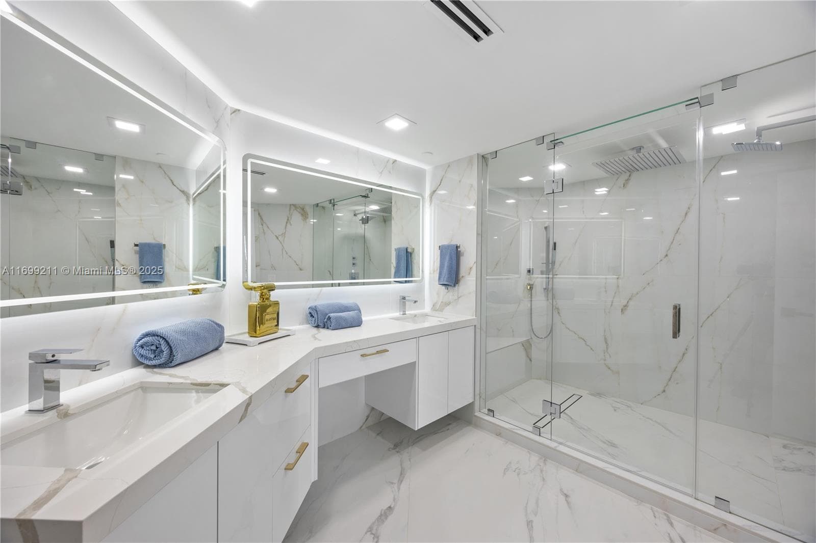 16445 Collins Ave # 1126, Sunny Isles Beach FL 33160 — 15
