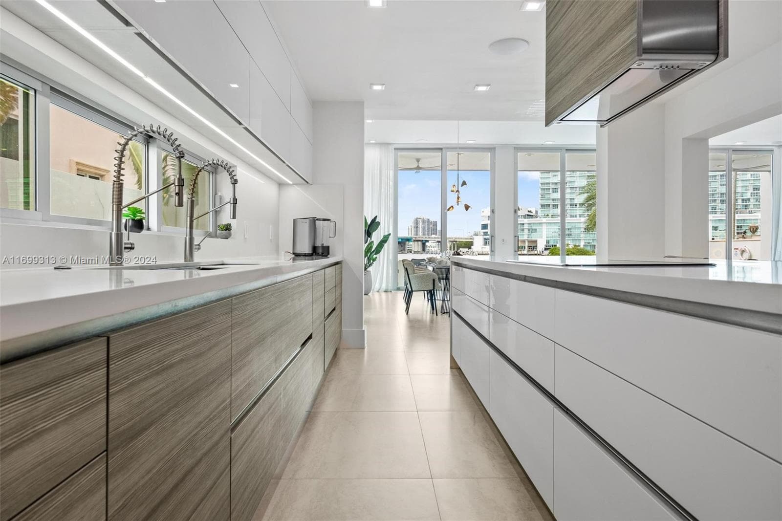 323 Atlantic Ave, Sunny Isles Beach FL 33160 — 27