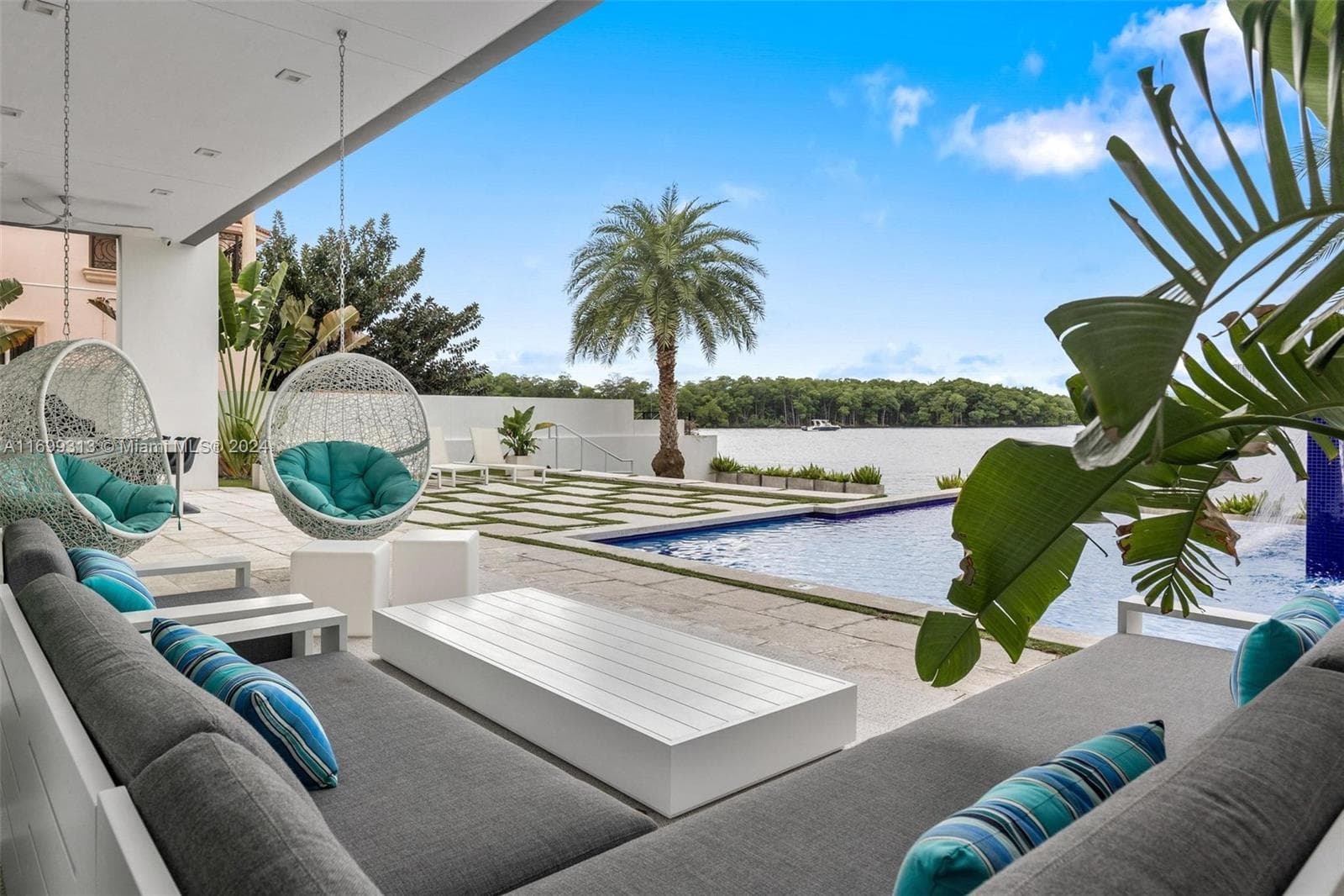 323 Atlantic Ave, Sunny Isles Beach FL 33160 — 6
