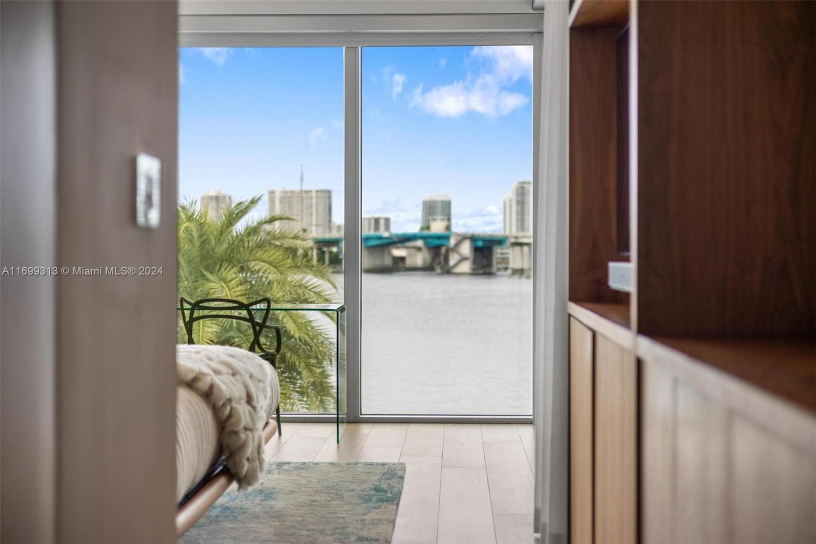 323 Atlantic Ave, Sunny Isles Beach FL 33160 — 76