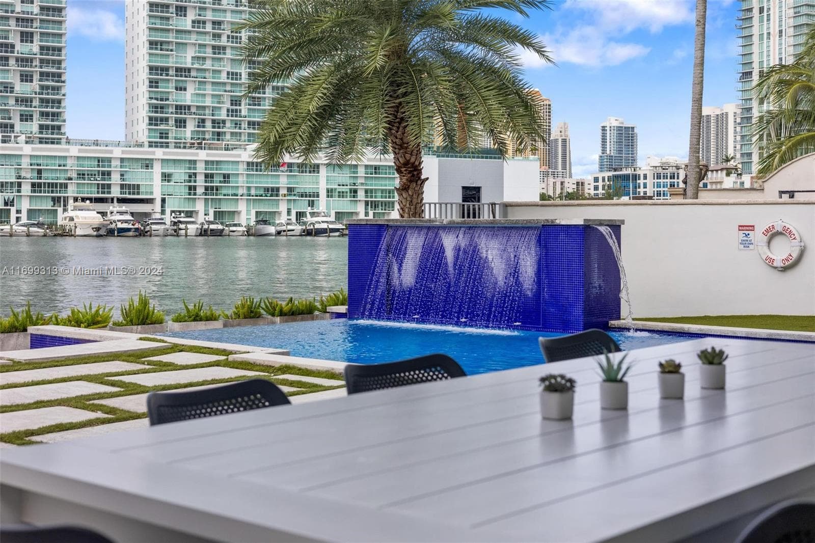 323 Atlantic Ave, Sunny Isles Beach FL 33160 — 9