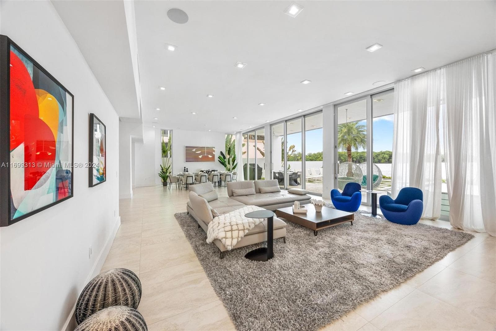 323 Atlantic Ave, Sunny Isles Beach FL 33160 — 37