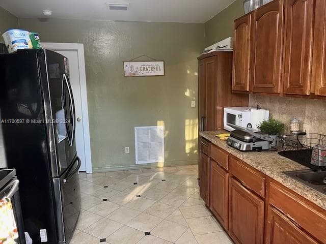 161 NW 35th St, Miami FL 33127 — 9