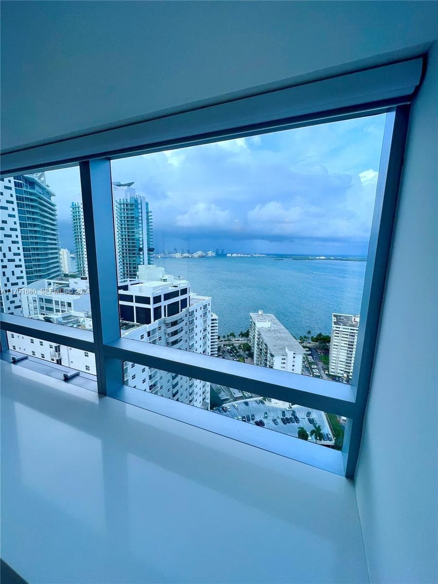1435 Brickell Ave # 3307, Miami FL 33131 — 66