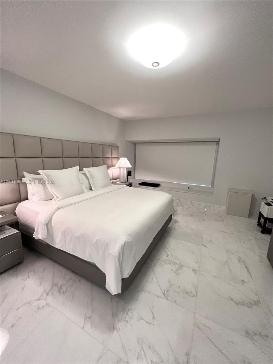 1435 Brickell Ave # 3307, Miami FL 33131 — 61