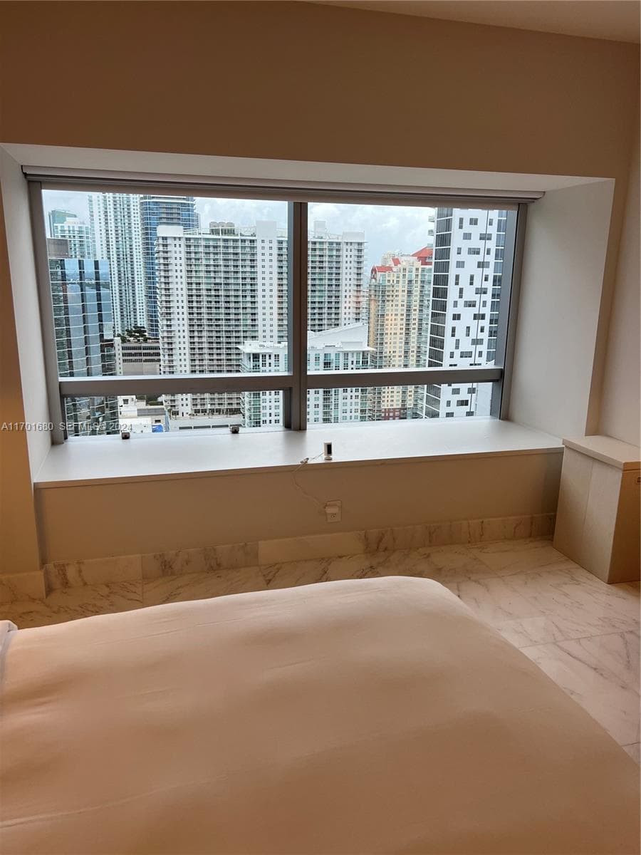 1435 Brickell Ave # 3307, Miami FL 33131 — 35