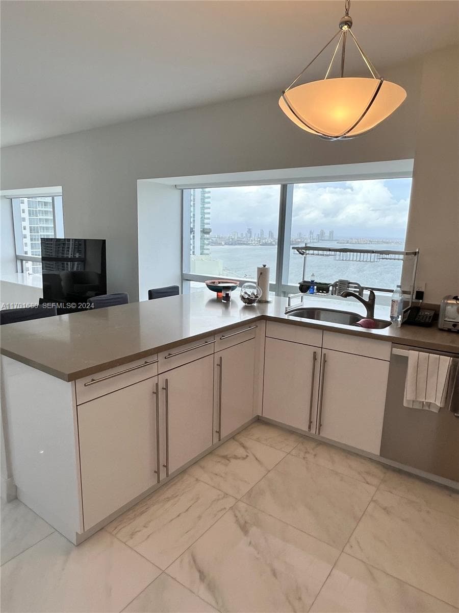 1435 Brickell Ave # 3307, Miami FL 33131 — 39