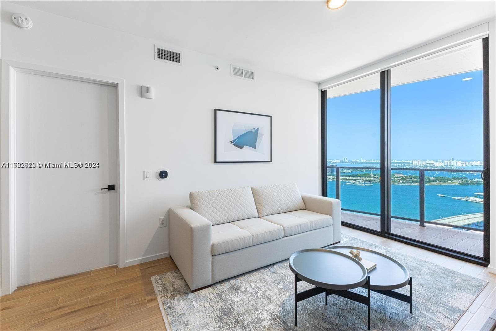 398 NE 5th St # 3010, Miami FL 33132 — 47