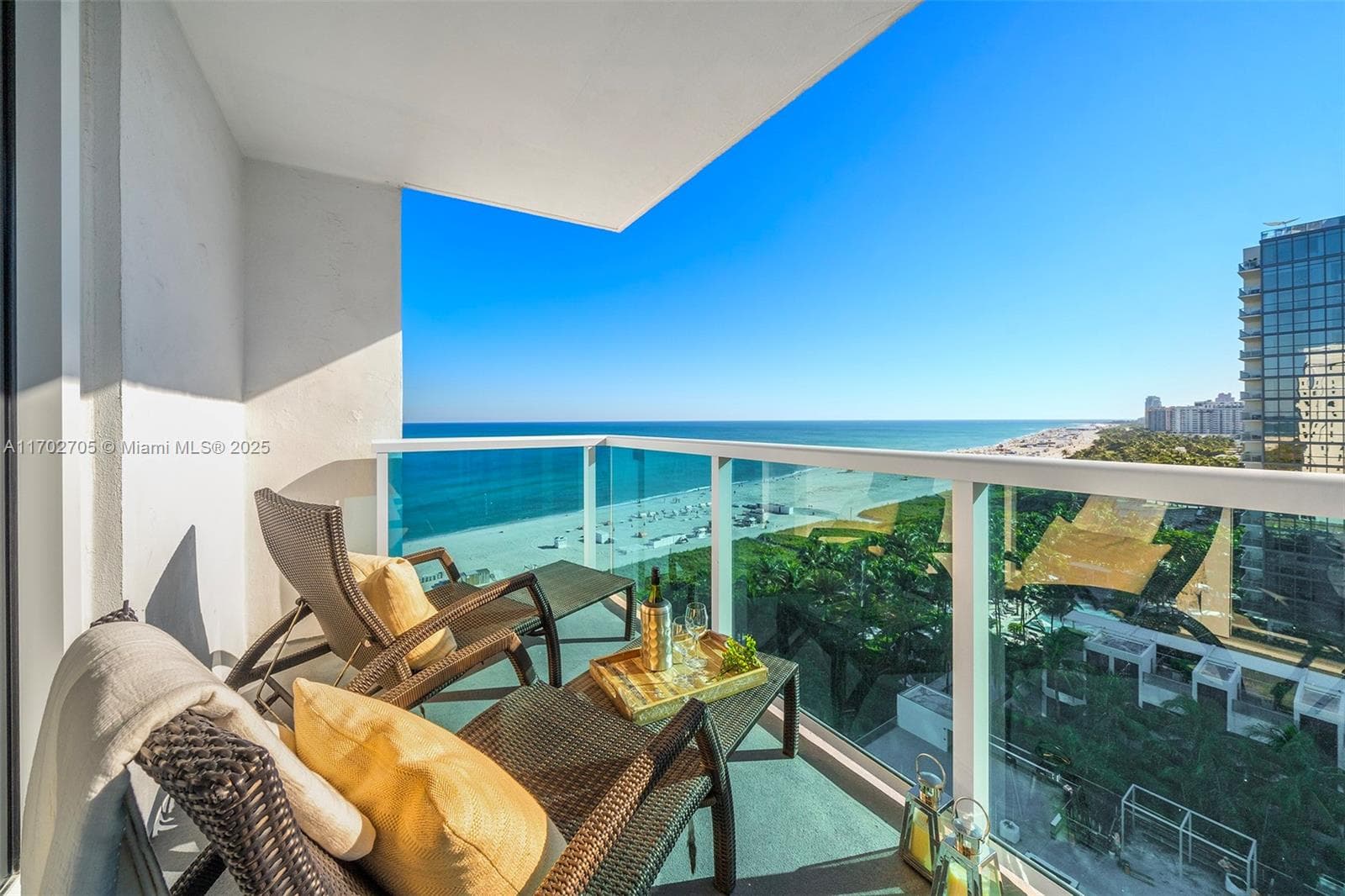 Roney Palace Condo, Miami Beach, FL — 2