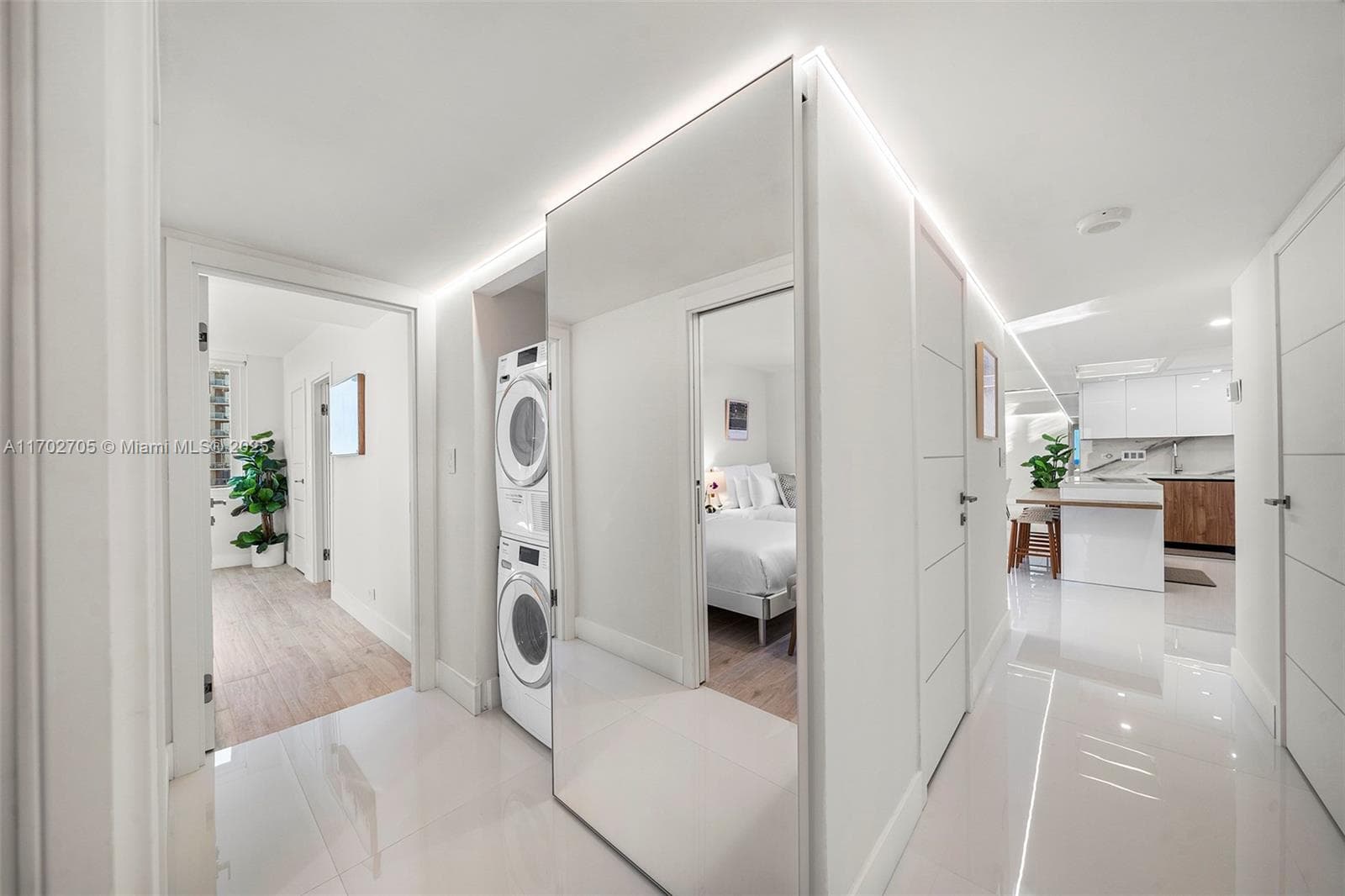Roney Palace Condo, Miami Beach, FL — 28