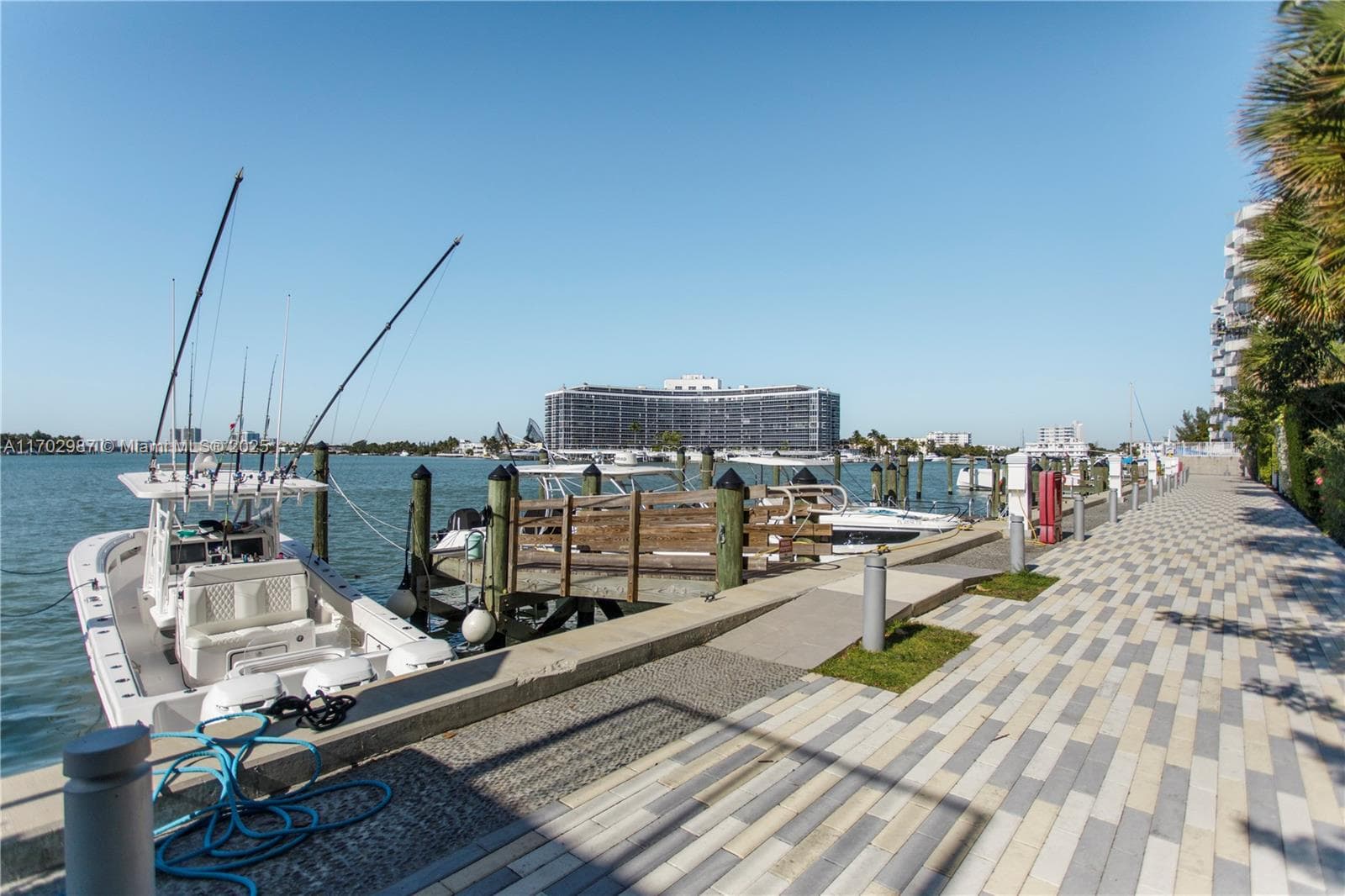 6800 Indian Creek Dr, Miami Beach FL 33141 — 49