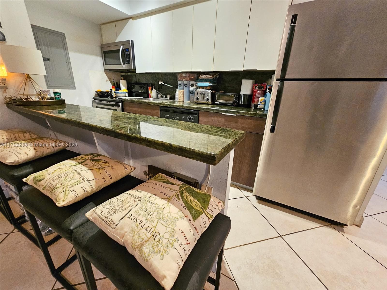 1559 Michigan Ave # 104, Miami Beach FL 33139 — 2