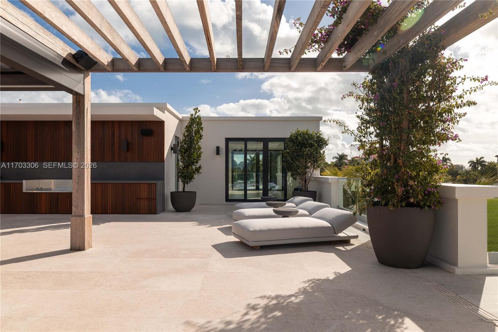 1006 Links Drive, Miami Beach FL 33109 — 26