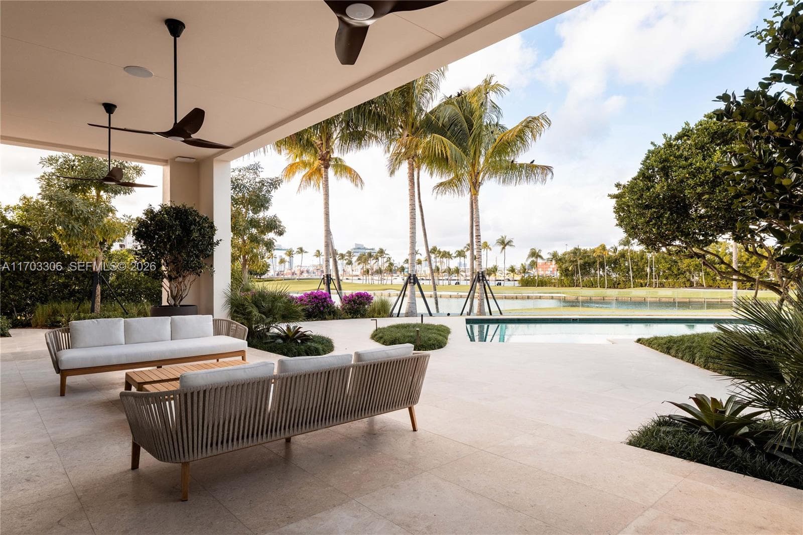 1006 Links Drive, Miami Beach FL 33109 — 11
