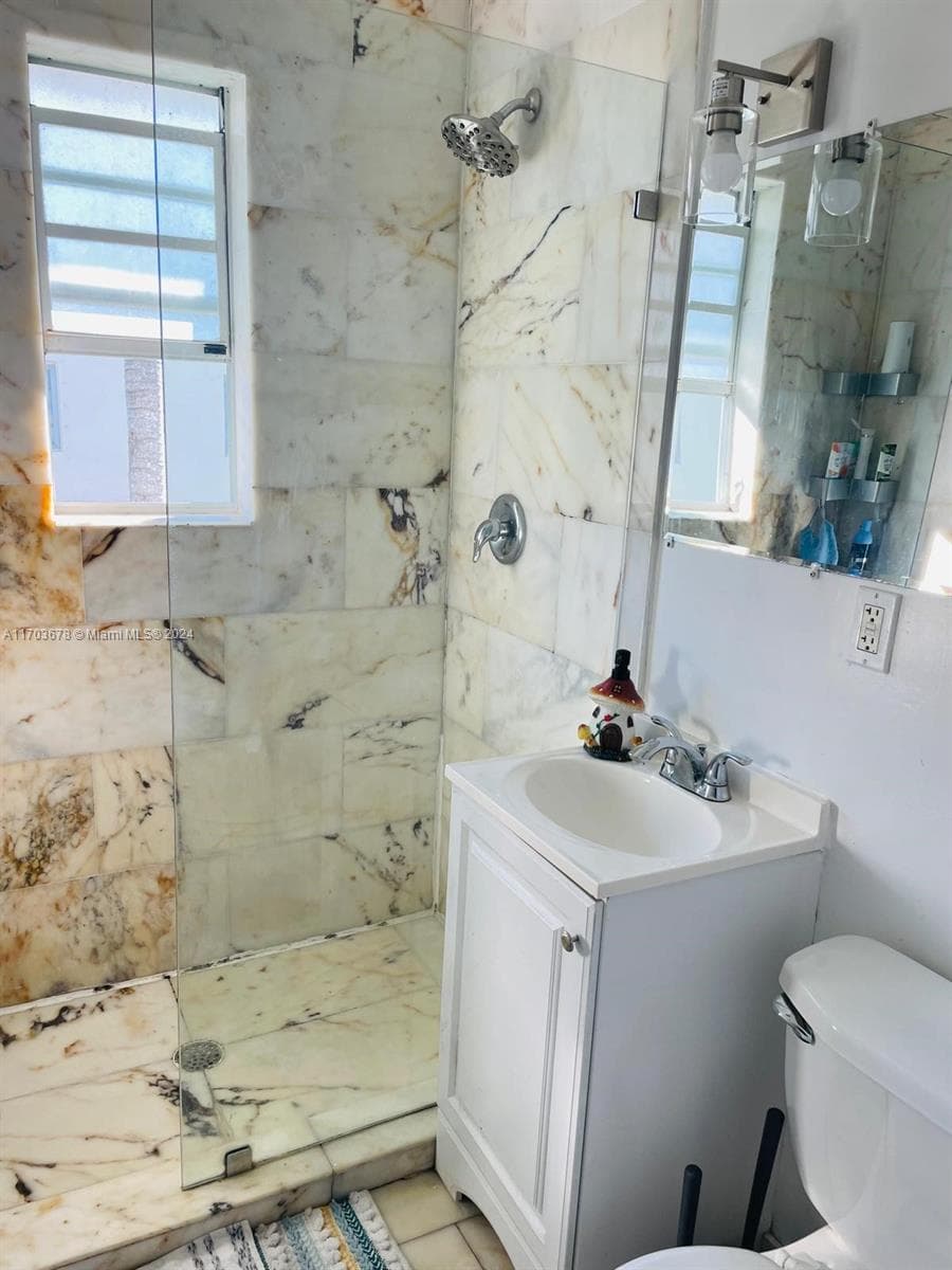 1526 Pennsylvania Ave # 14, Miami Beach FL 33139 — 8
