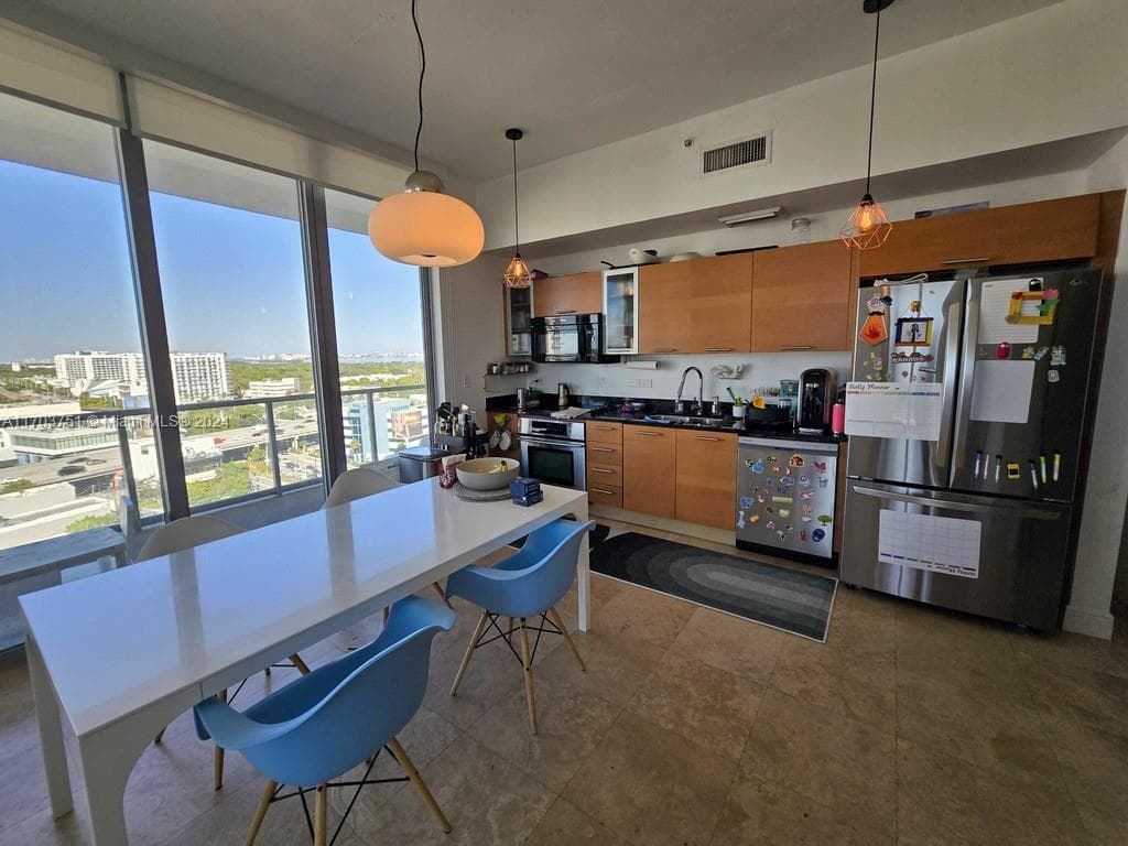 3470 E Coast Ave # H1404, Miami FL 33137 — 5