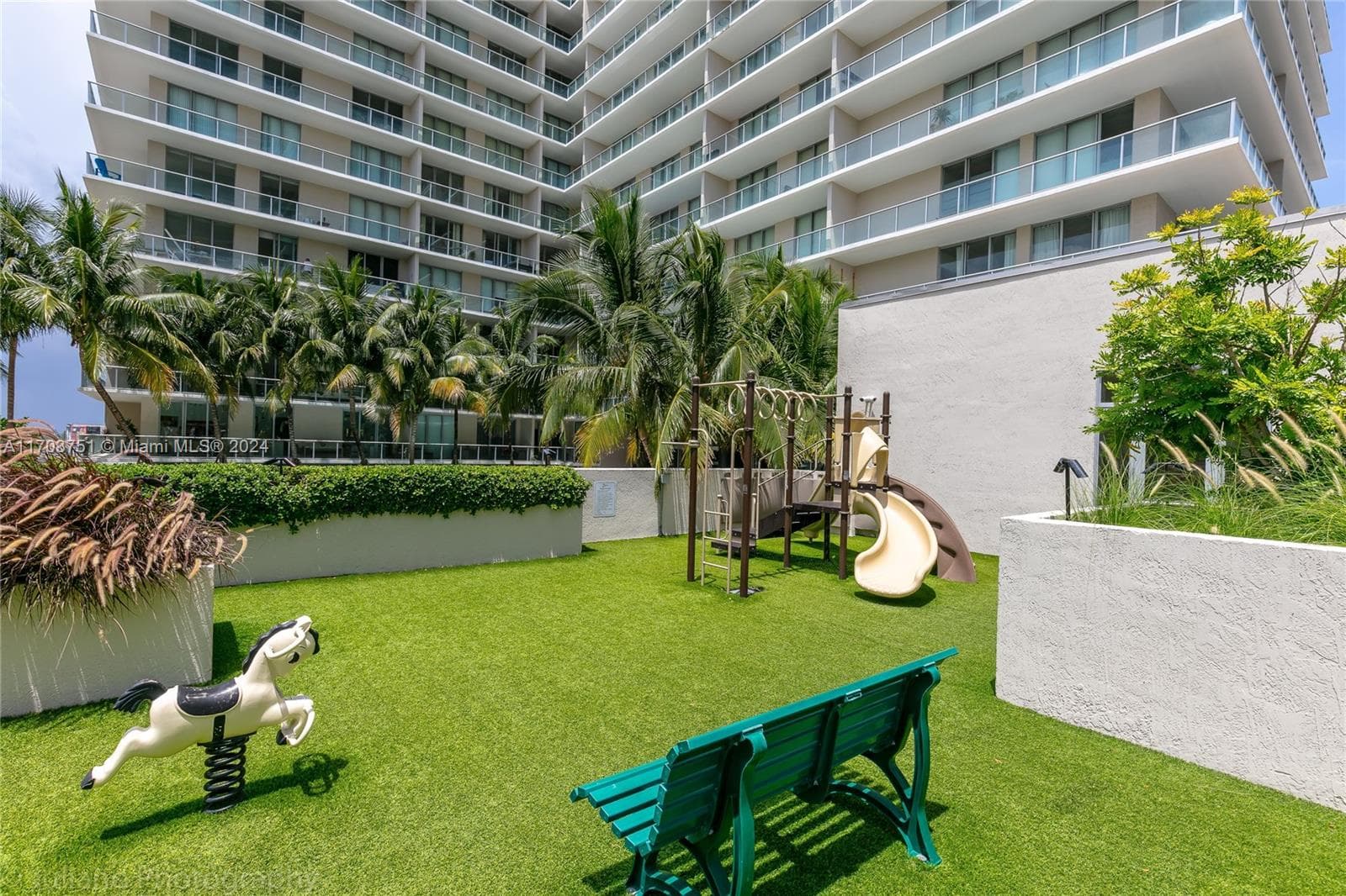 3470 E Coast Ave # H1404, Miami FL 33137 — 35
