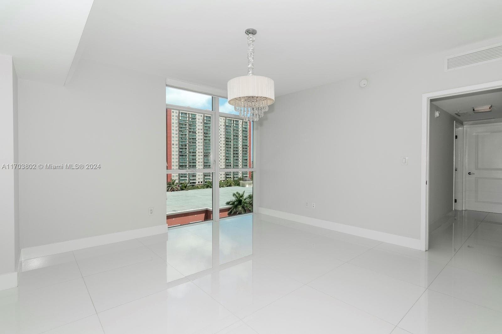 400 Sunny Isles Blvd # 919, Sunny Isles Beach FL 33160 — 17