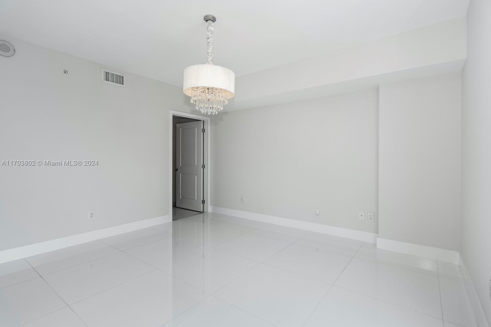 400 Sunny Isles Blvd # 919, Sunny Isles Beach FL 33160 — 18