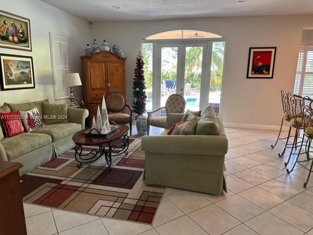 10601 SW 128th St, Miami FL 33176 — 12