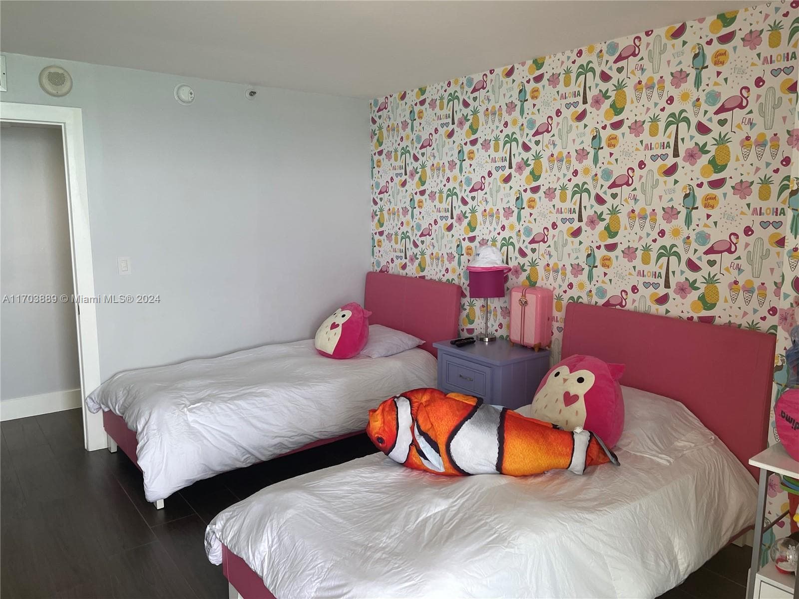 2555 Collins Ave # 1409, Miami Beach FL 33140 — 23