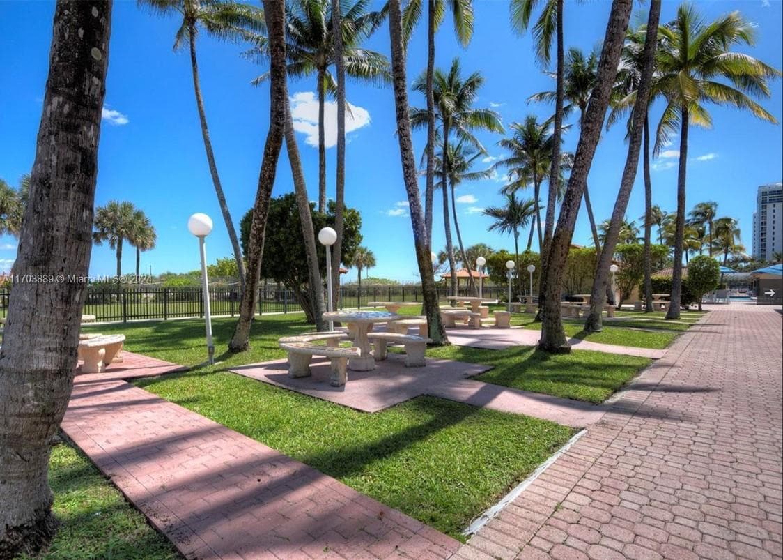 2555 Collins Ave # 1409, Miami Beach FL 33140 — 46