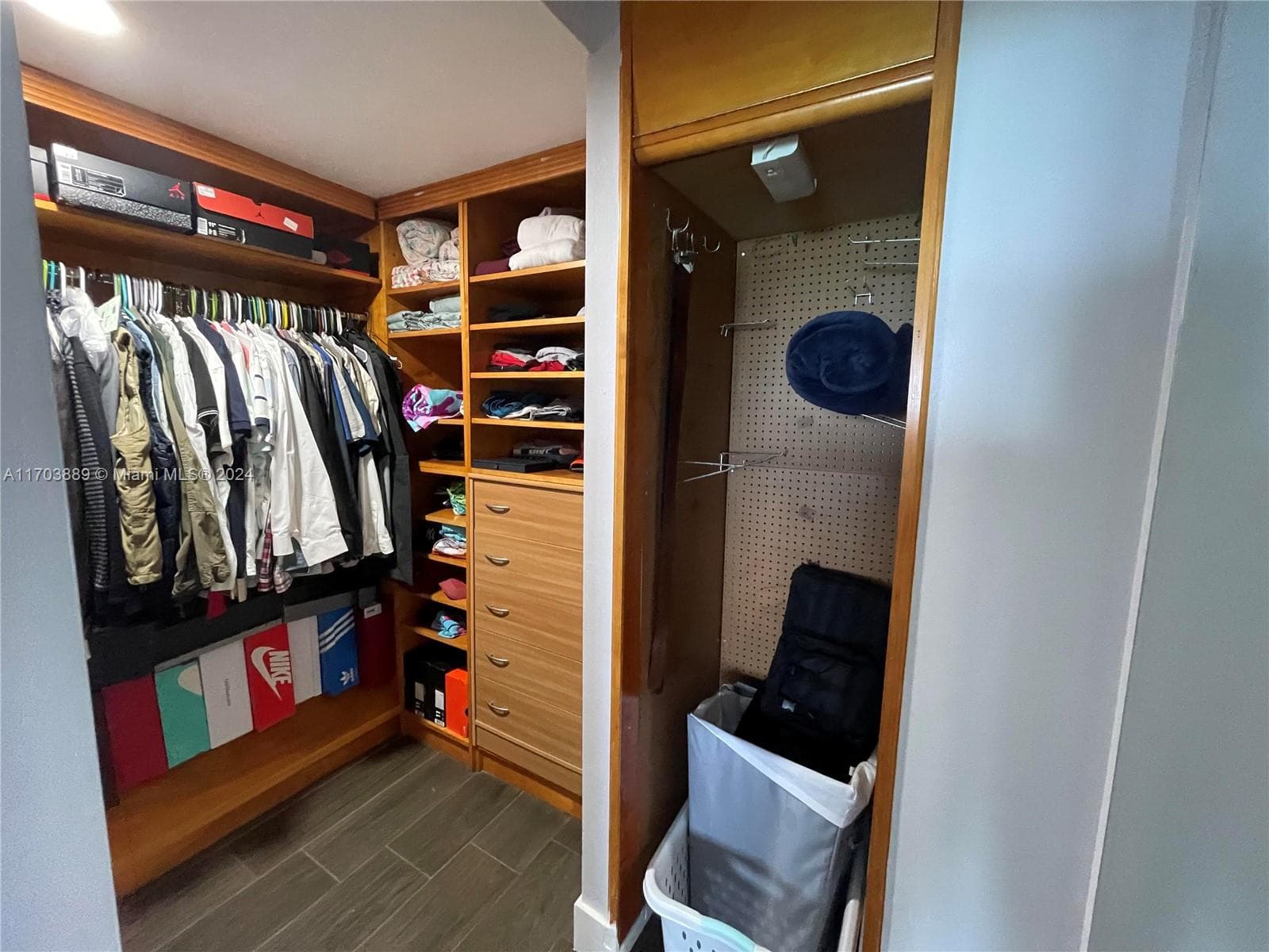 2555 Collins Ave # 1409, Miami Beach FL 33140 — 30