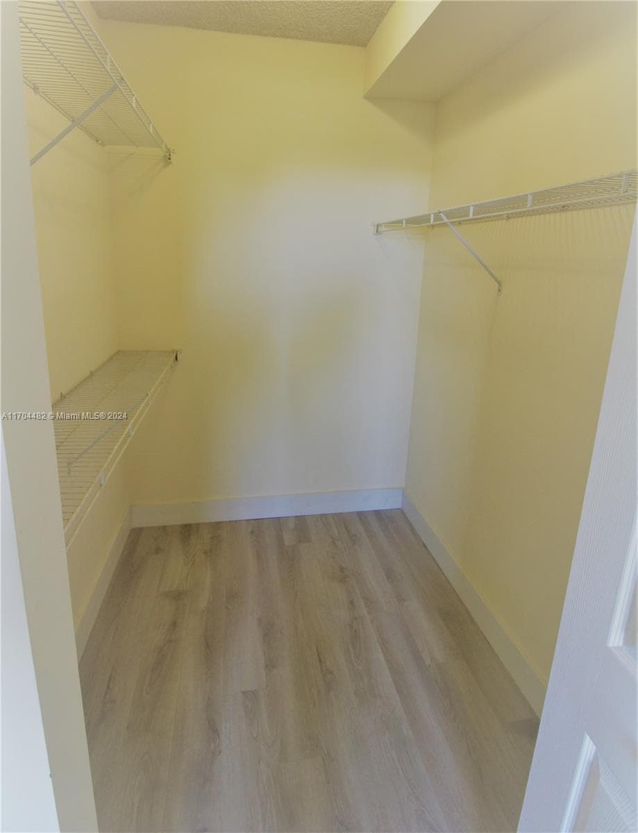 17150 N Bay Rd # 2612, Sunny Isles Beach FL 33160 — 23