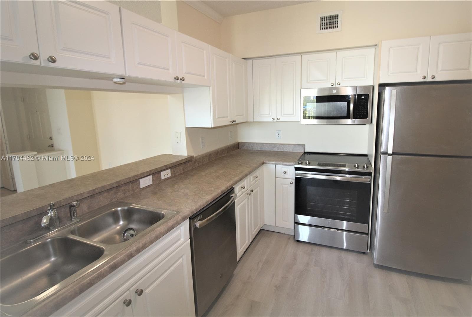 17150 N Bay Rd # 2612, Sunny Isles Beach FL 33160 — 14