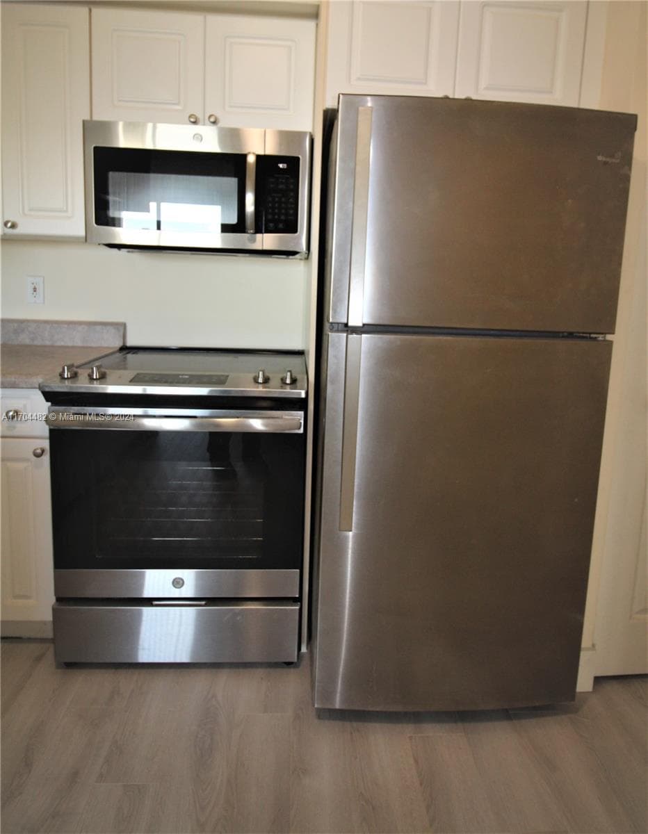 17150 N Bay Rd # 2612, Sunny Isles Beach FL 33160 — 15