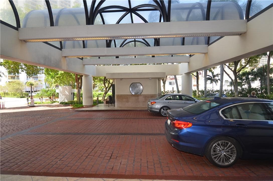 19355 Turnberry Way # L, Aventura FL 33180 — 35