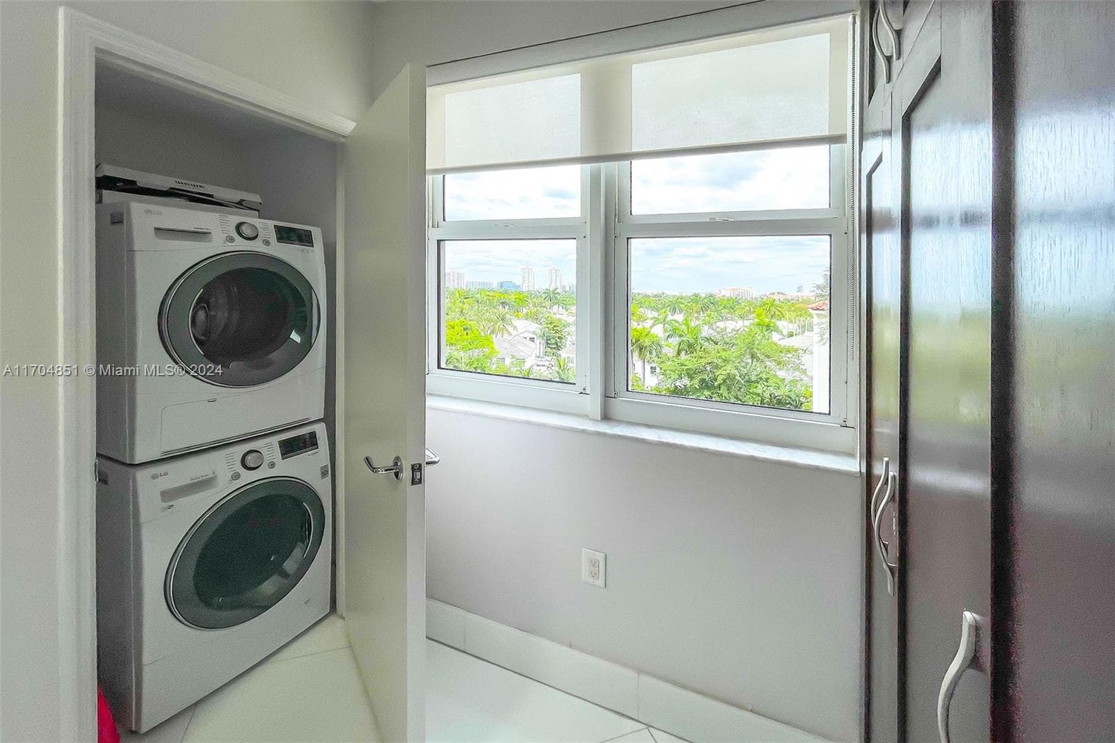 19900 E Country Club Dr # 610, Aventura FL 33180 — 6