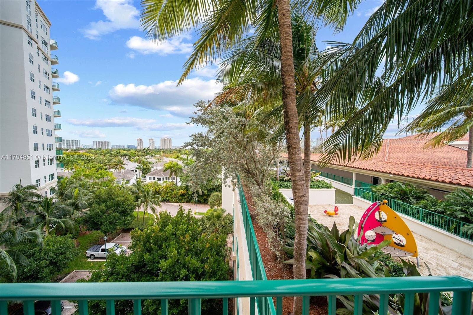 19900 E Country Club Dr # 610, Aventura FL 33180 — 47