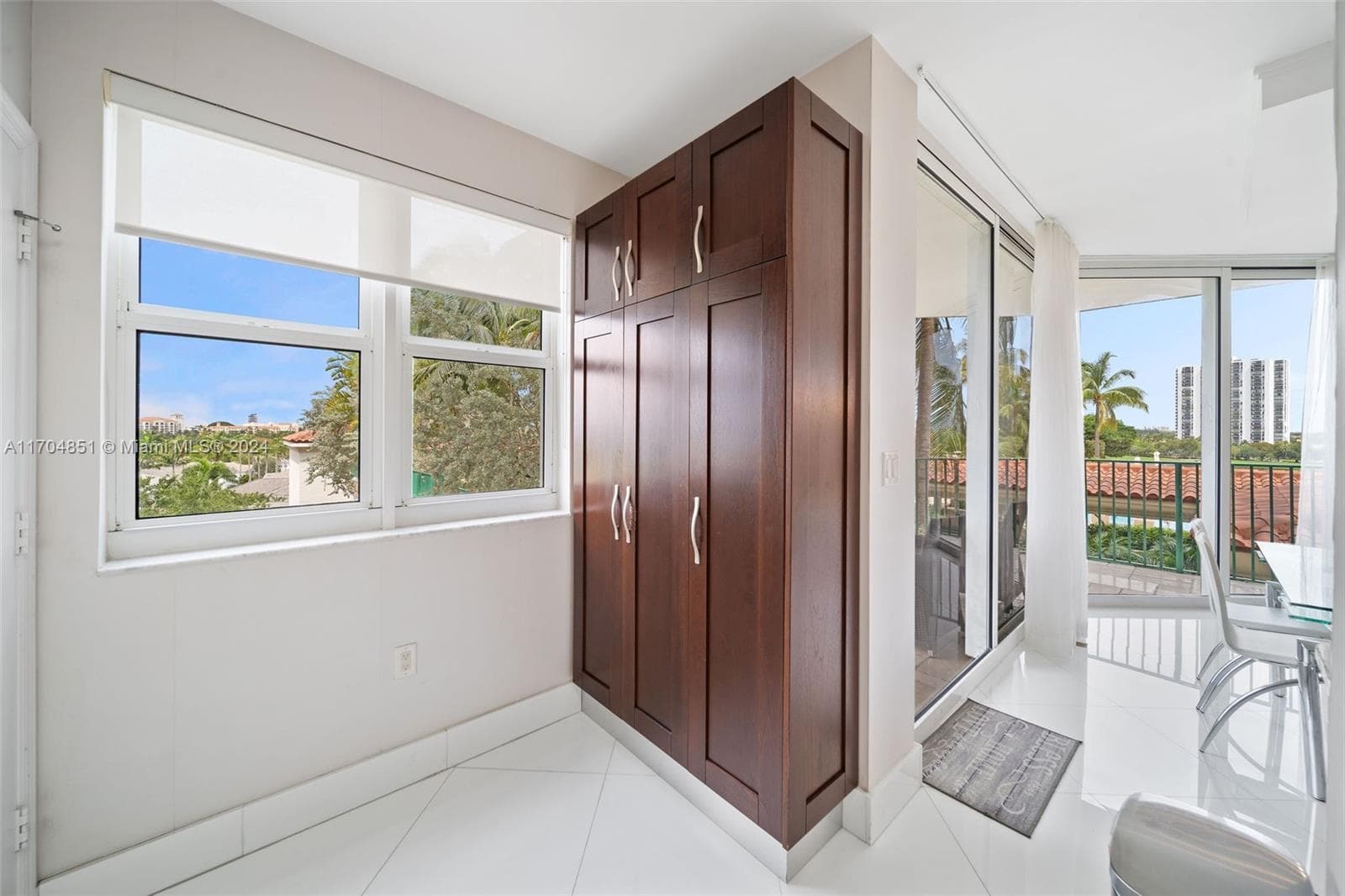 19900 E Country Club Dr # 610, Aventura FL 33180 — 14