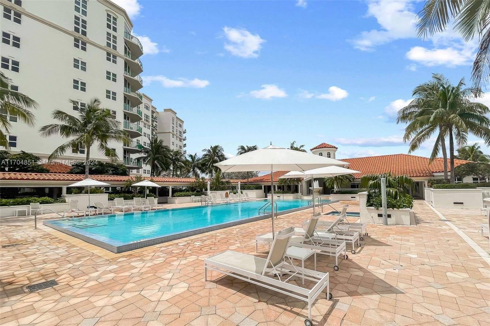 19900 E Country Club Dr # 610, Aventura FL 33180 — 45
