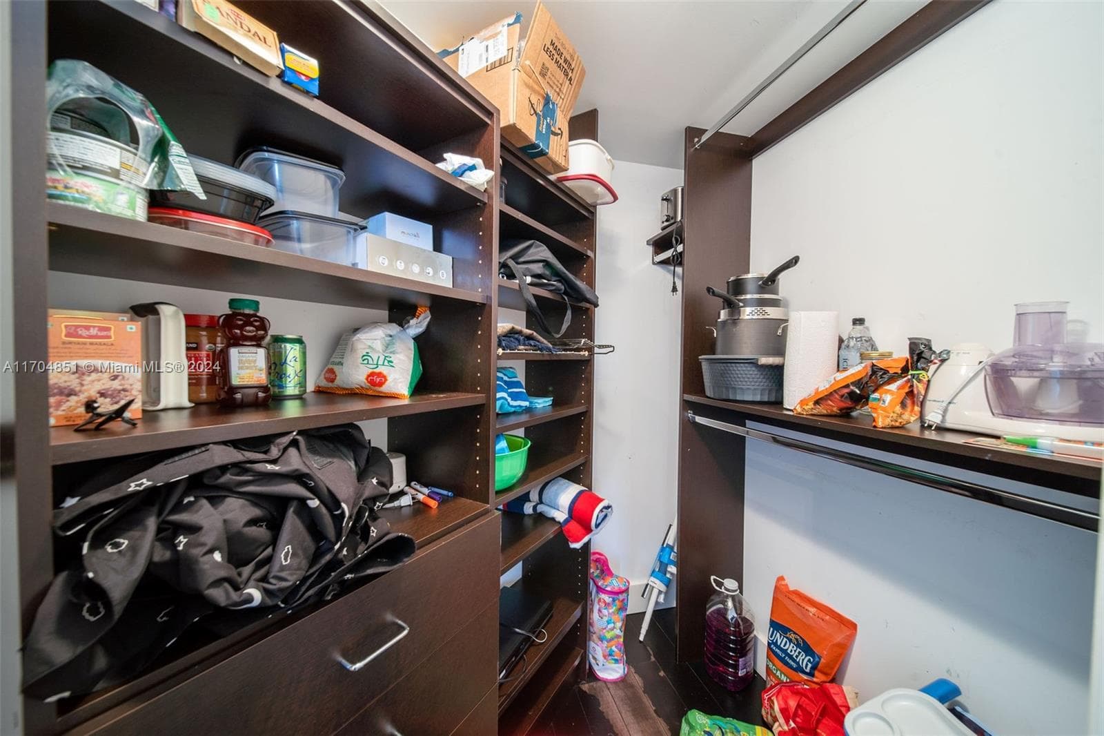 19900 E Country Club Dr # 610, Aventura FL 33180 — 48