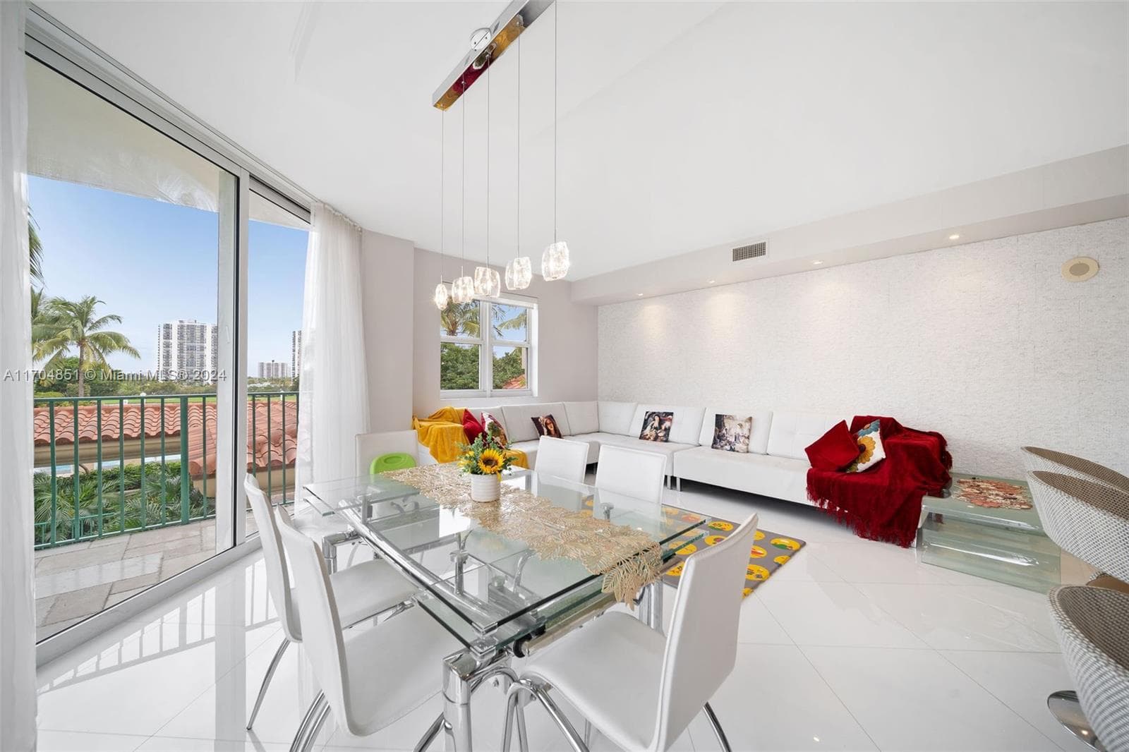 19900 E Country Club Dr # 610, Aventura FL 33180 — 8