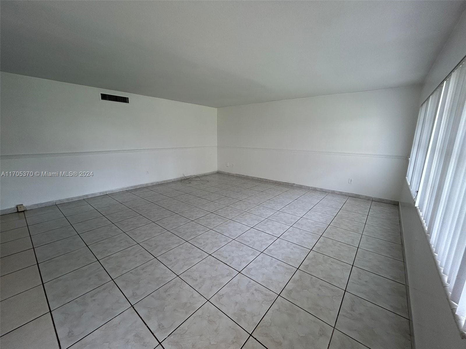 11855 NE 19th Dr # 8, North Miami FL 33181 — 2