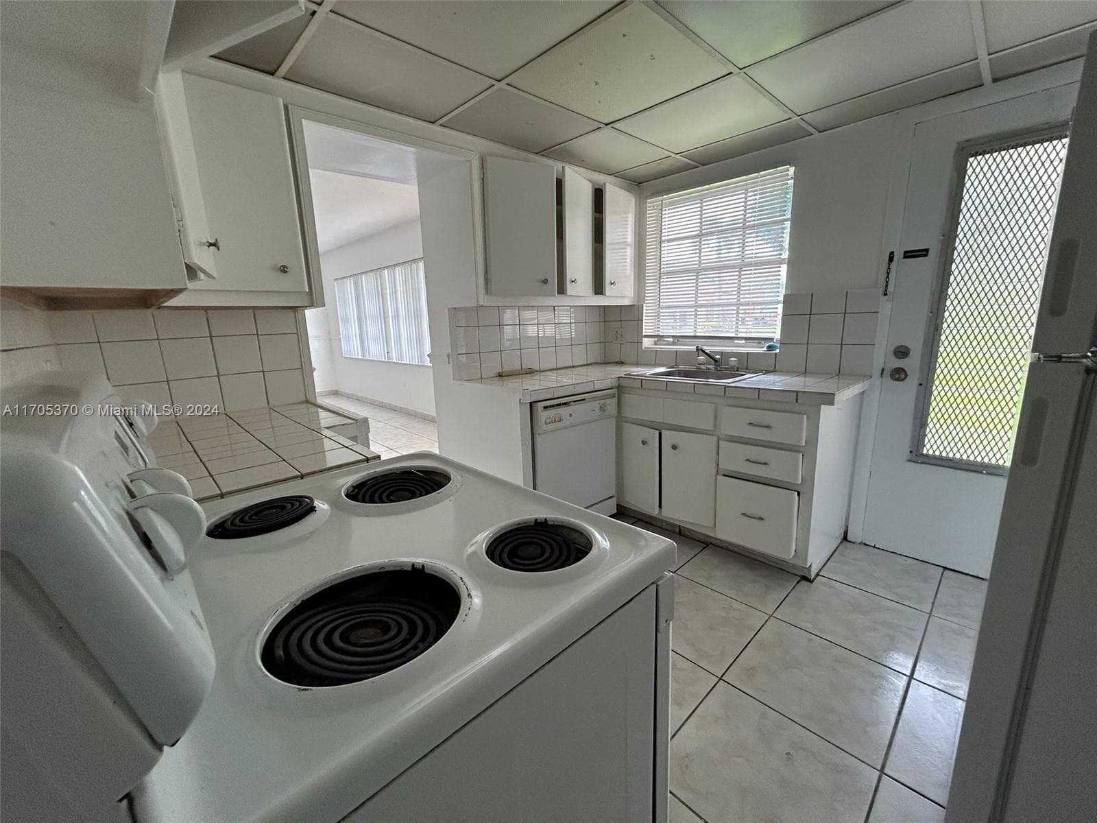 11855 NE 19th Dr # 8, North Miami FL 33181 — 5