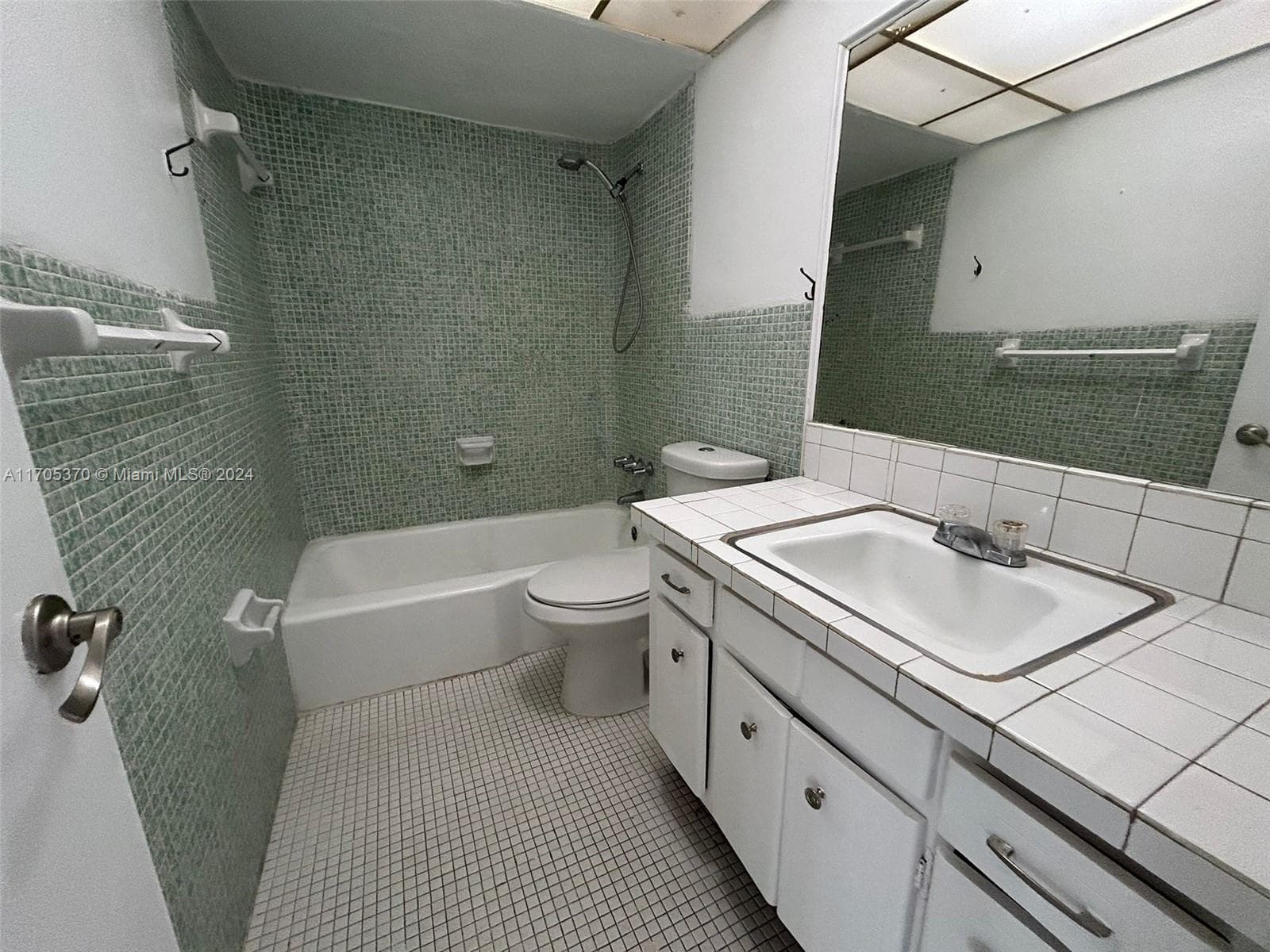 11855 NE 19th Dr # 8, North Miami FL 33181 — 9